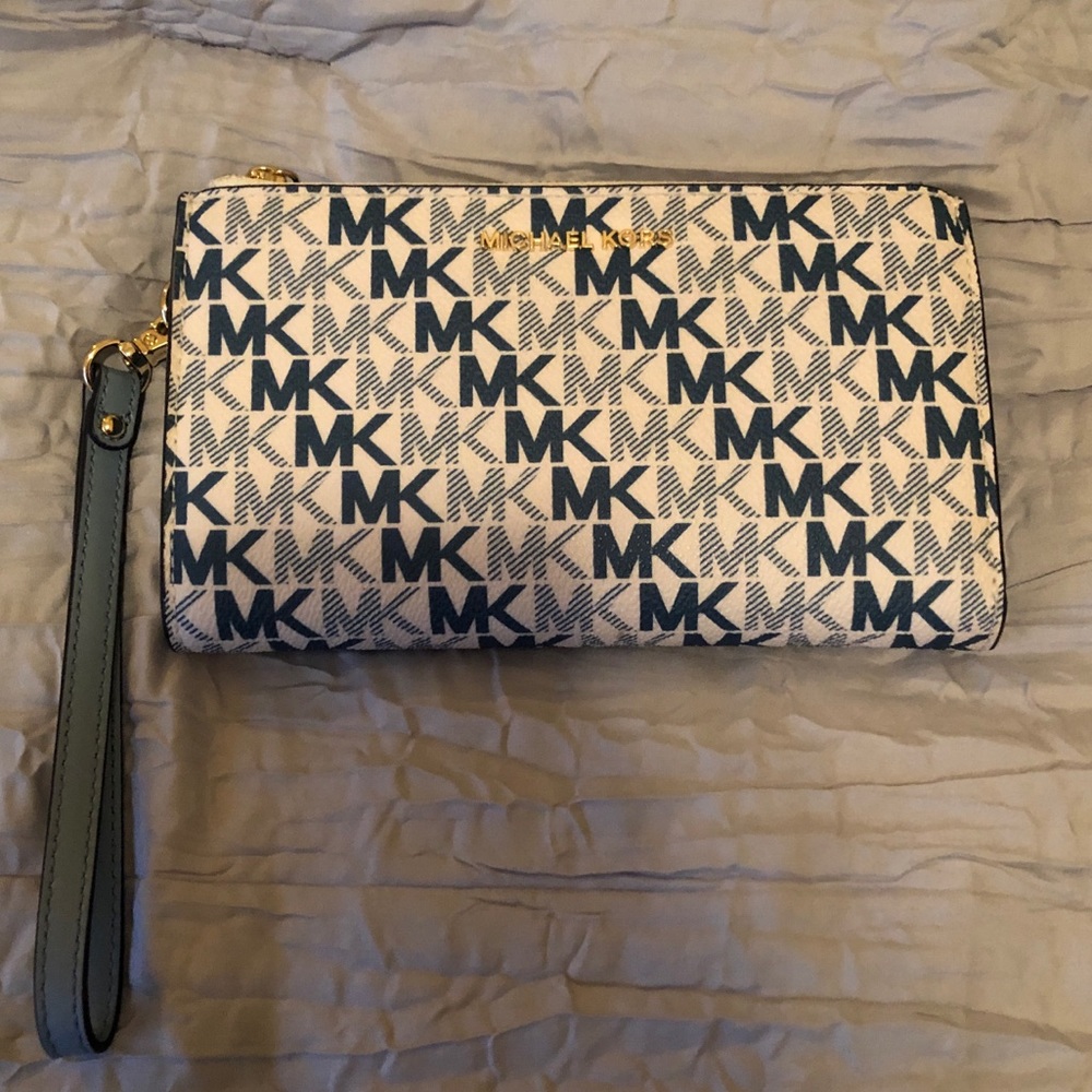 Michael Kors Wristlet